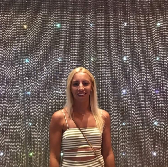 Meet your Posher, Brittany - Picture 1 of 4